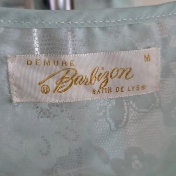 Blue Lace Trim Short Sleeve Button Front M - Picture 8 of 16